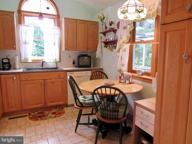 10 Leslie Ln, Wallingford, PA 19086 - photo 6