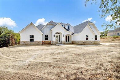412 Red Bird Dr, Springtown, TX 76082 - photo 2