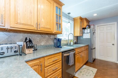 41 Fairview Ave unit 123124, Nashua, NH 03060 - photo 6