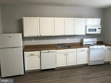 3206 Strickland St, Baltimore, MD 21229 - photo 4