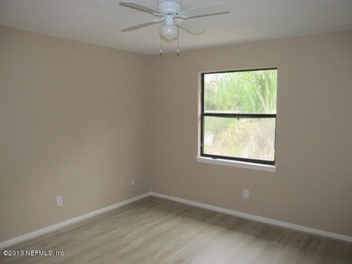 7247 Holiday Hill Ct, Jacksonville, FL 32216 - photo 7