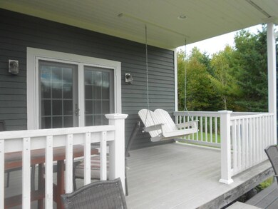 Deck with swing