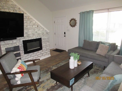 2738 W Tharpe St unit 2101, Tallahassee, FL 32303 - photo 2