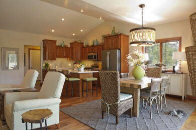 DiningRoomKitchen
