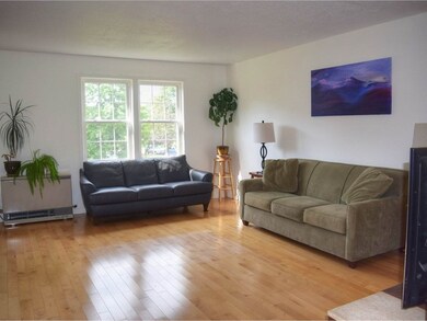 144 N Twin Oaks Terrace, South Burlington, VT 05403 - photo 4