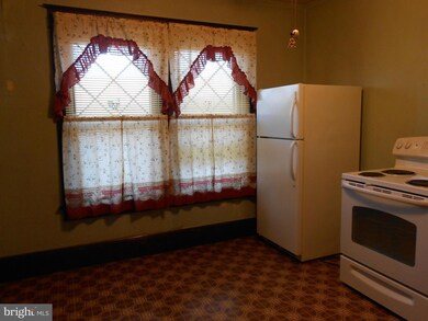 486 N Massanutten St, Strasburg, VA 22657 - photo 6