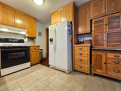167 E Hadley Rd, Amherst, MA 01002 - photo 7