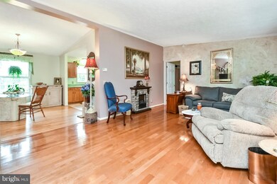 28274 Beech Dr, Rhoadesville, VA 22542 - photo 6