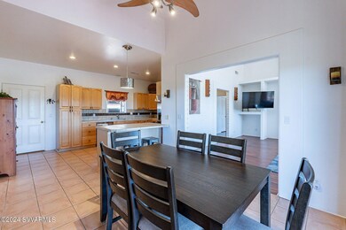 Kitchen/Dining