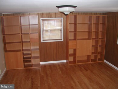 8311 Greeley Blvd, Springfield, VA 22152 - photo 5