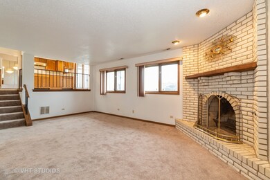 19031 Farm Crest Terrace, Country Club Hills, IL 60478 - photo 6