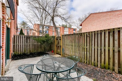 10502 Faulkner Ridge Cir, Columbia, MD 21044 - photo 4