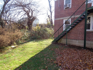 127 Canaan Ct unit 13 Building 82, Stratford, CT 06614 - photo 4