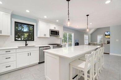 16 Oak Bluff Rd, Sagamore Beach, MA 02562 - photo 3