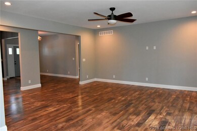 Spacious living area/hearth room off kitchen