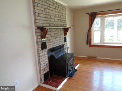 5476 Hallowing Point Rd, Prince Frederick, MD 20678 - photo 5