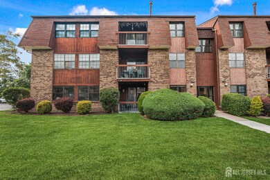 267 Alpine Way unit 267a, Woodbridge Township, NJ 07095 - photo 3