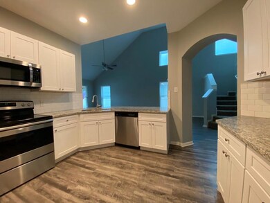 1040 Elm Dr, Providence Village, TX 76227 - photo 3