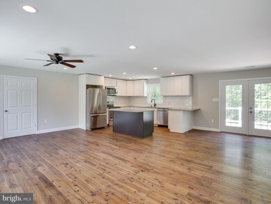 369 Friendship Rd, Friendship, MD 20758 - photo 2