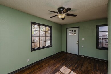 638 S Greenwood St, Wichita, KS 67211 - photo 5