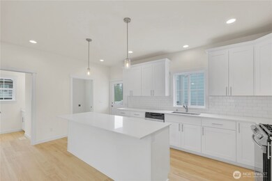 10 E Compass Ln, Allyn, WA 98524 - photo 7