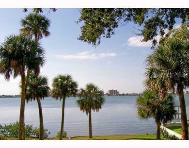 Waterfront - Waterfront less than a block away.