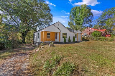 313 Trotter Rd, Pickens, SC 29671 - photo 4