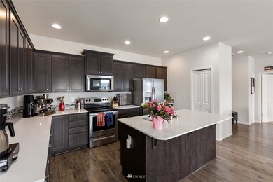 117 Walnut Ave SW unit 4, Orting, WA 98360 - photo 6