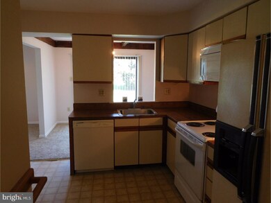 1011 Winfield Ct, Lansdale, PA 19446 - photo 4