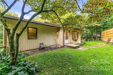 245 Gypsy Ln, Hendersonville, NC 28792 - photo 4