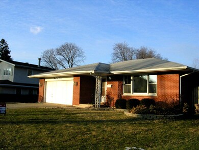 3400 Brookmeade Dr, Rolling Meadows, IL 60008 - photo 2