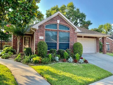 510 Pine Creek Dr, Friendswood, TX 77546 - photo 2