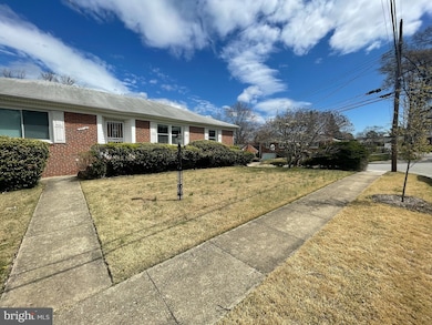 2018 Jameson St, Temple Hills, MD 20748 - photo 3