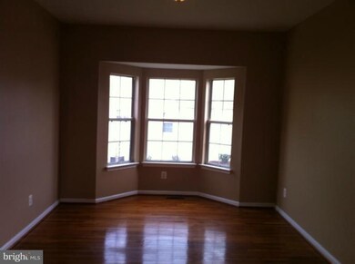 5901 Homewood Ct, Lanham, MD 20706 - photo 7