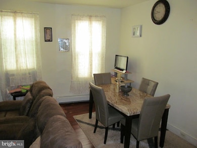 317 Poplar St, Darby, PA 19023 - photo 5