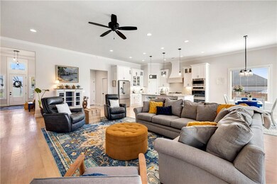 802 Flycatcher Trace, Springdale, AR 72762 - photo 5