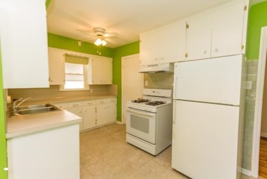 275 kitchen 2