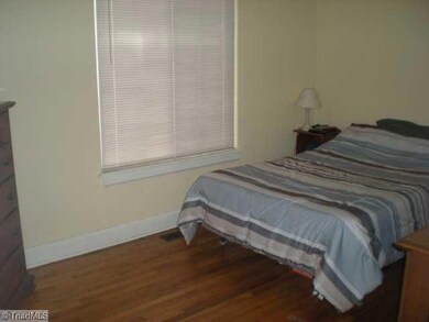 1st Bedroom.
