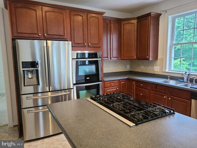 1560 Star Stella Dr, Odenton, MD 21113 - photo 7