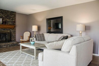 6703 Lunar Dr (1 of 42)