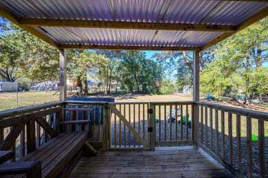 710 Village St, Newark, AR 72562 - photo 5