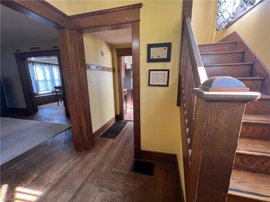 1422 Elm St, Coshocton, OH 43812 - photo 6