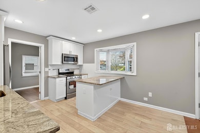 18 Baxter Rd, Edison, NJ 08817 - photo 7