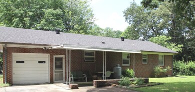 515 Lowry St, Manchester, TN 37355 - photo 2