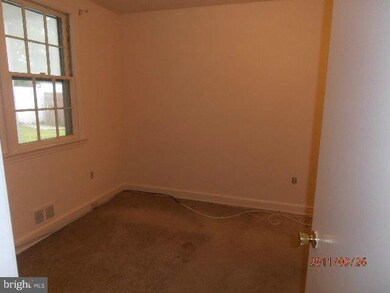 2801 Gaither St, Temple Hills, MD 20748 - photo 6