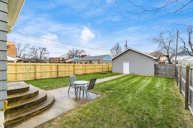 386 E Welch Ave, Columbus, OH 43207 - photo 3