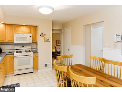 60 Winding Way W, Morrisville, PA 19067 - photo 7