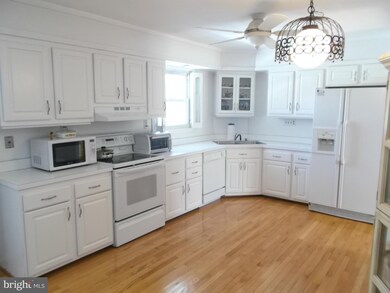 3512 Fullerton St, Beltsville, MD 20705 - photo 7