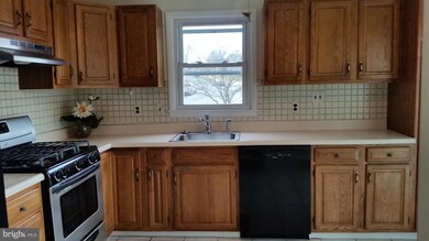 9609 Westcott Way, Nottingham, MD 21236 - photo 4