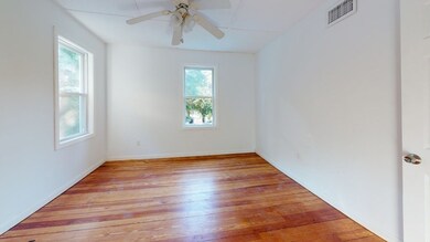 5 Daniels St, Hopedale, MA 01747 - photo 4